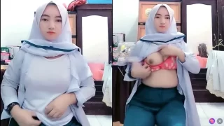 Bokep Indo Perawat Pamer Toket Live